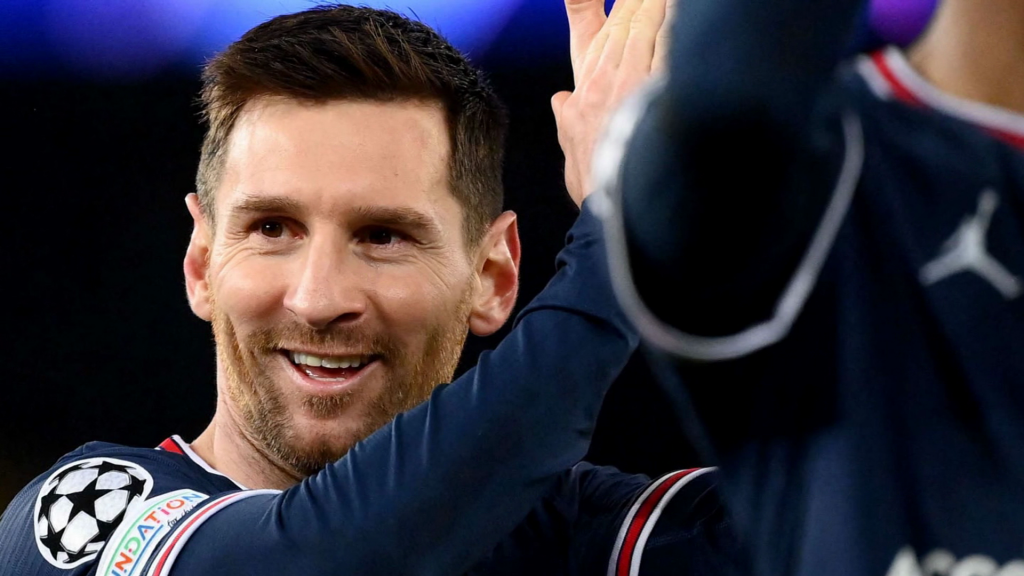 Manchester United’s Cristiano Ronaldo To Face Psg’s Lionel Messi In Champions League Last 16