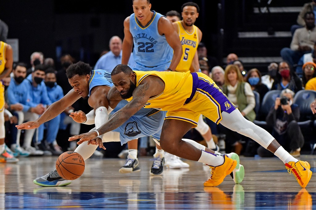 Lebron James Becomes Fifth Nba Player To Reach 100 Triple Doubles, But La Lakers Still Lose To Memphis Grizzlies