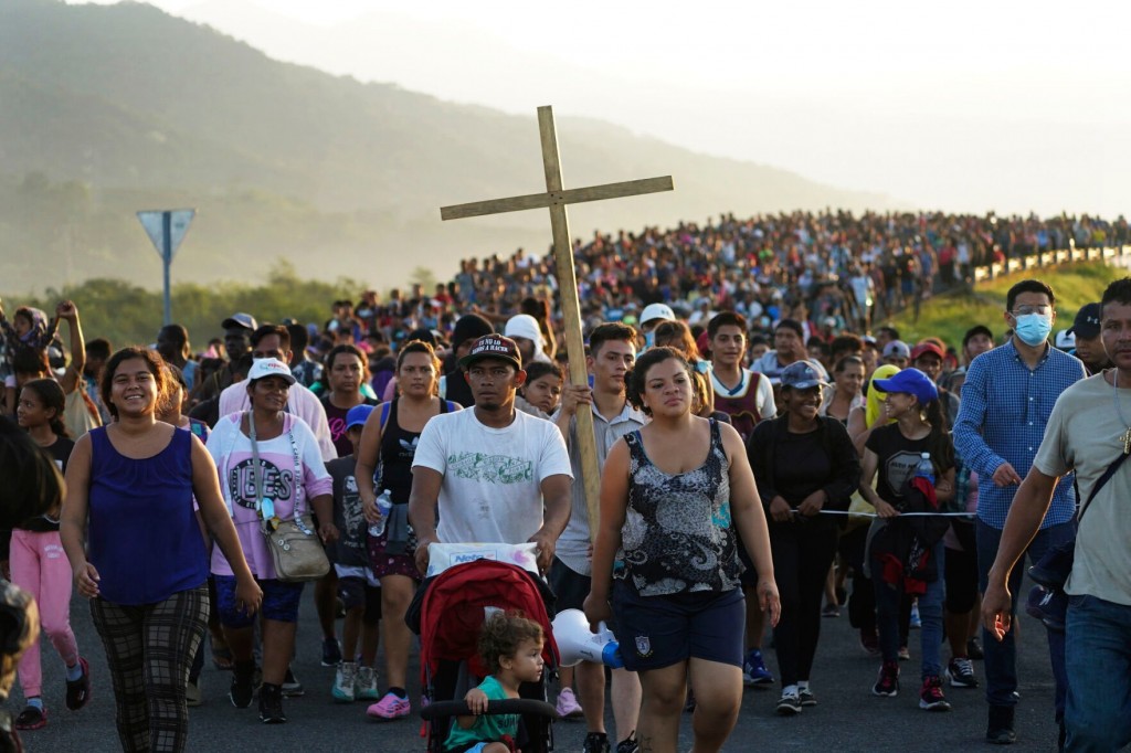 Us To Resume Policy For Asylum Seekers To Wait In Mexico