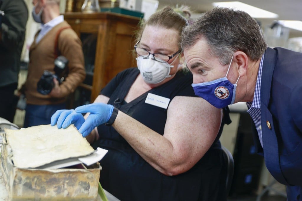 The Box Found Inside The Robert E. Lee Pedestal Is A Time Capsule. But It’s Not What They Were Looking For.