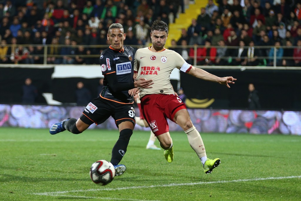 Former Turkey International Defender Ahmet Calik Dies At Age 27