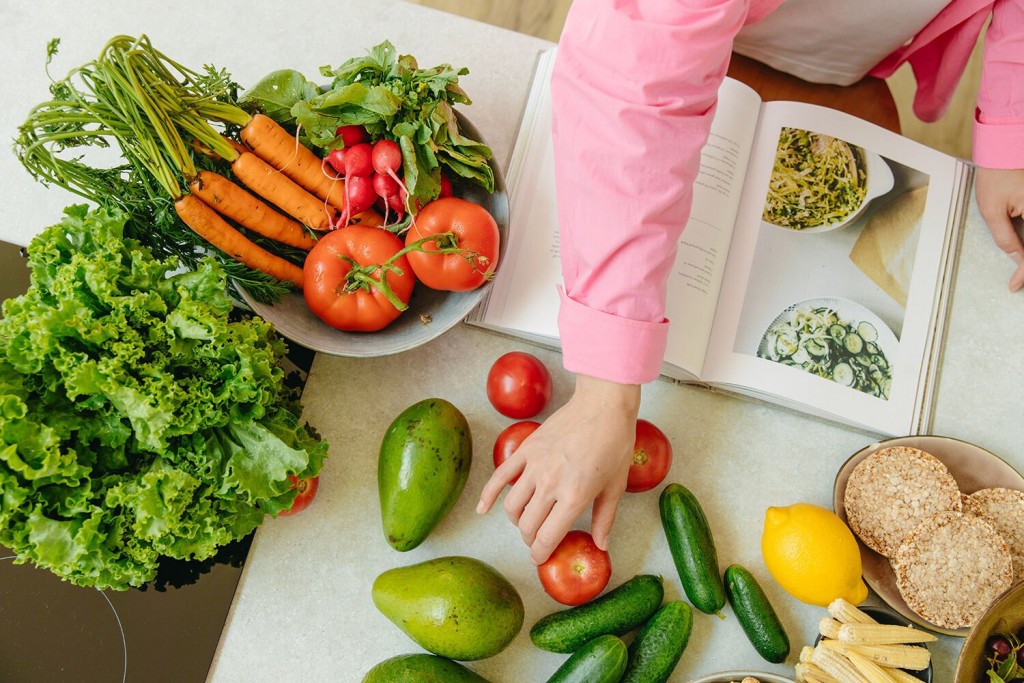 5 (actually) Attainable New Year’s Resolutions, Dietician Approved