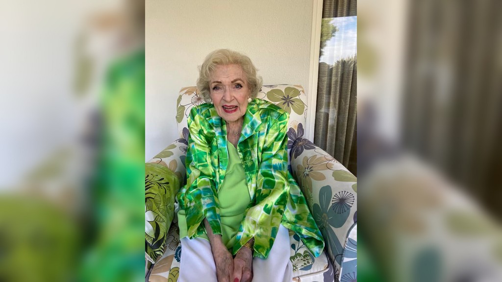 Betty White’s Assistant Shares One Of Her Final Photos