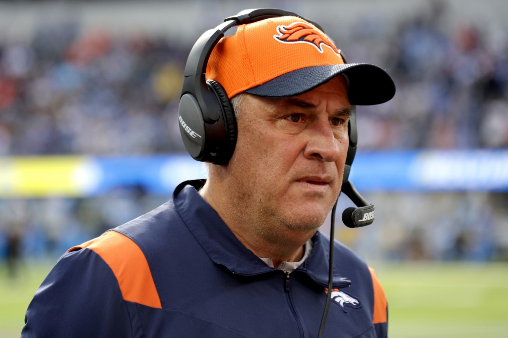 Nfl’s Denver Broncos Dismiss Head Coach Vic Fangio After Third Straight Year Missing Playoffs