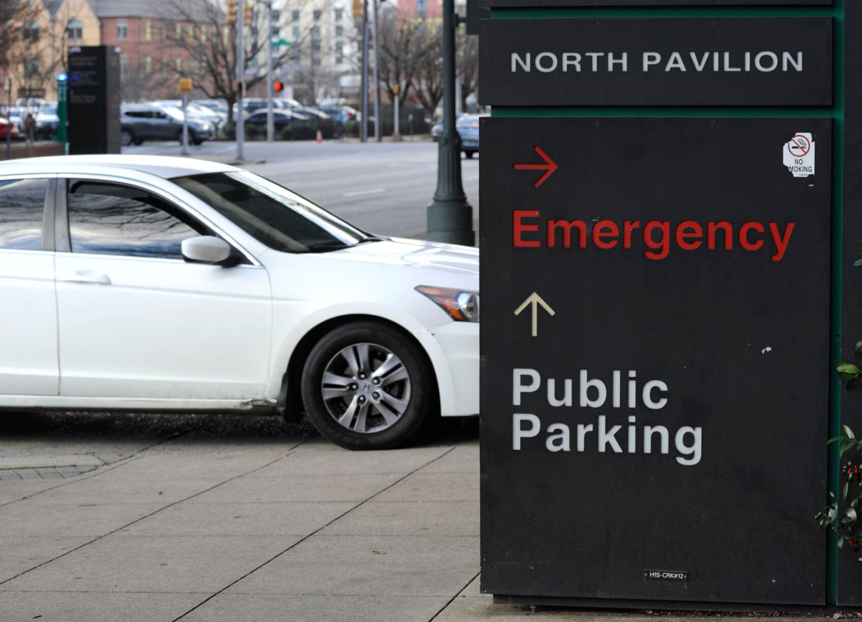 <p>A car pulls into the emergency room entrance at UAB Hospital in Birmingham, Ala., on Jan. 5, 2022. Stories circulating online incorrectly claim that vaccines only reduce hospitalizations in the U.S., not in other countries.</p>