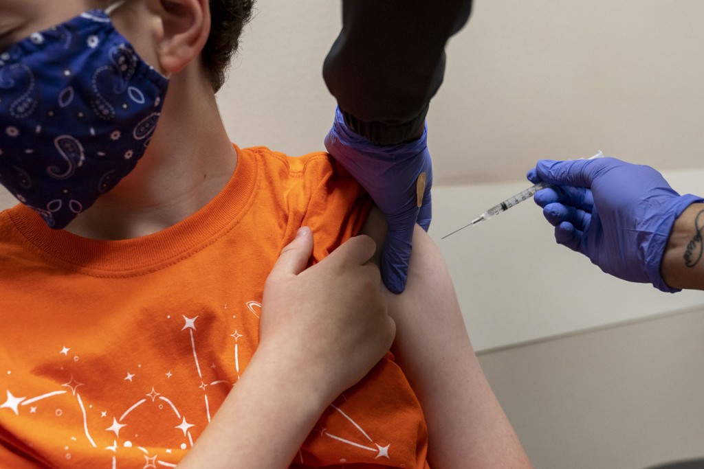 Children’s Hospitals Across The Us Are Reporting Pandemic High Hospitalizations As Doctors Say Vaccinations For Kids Are Critical