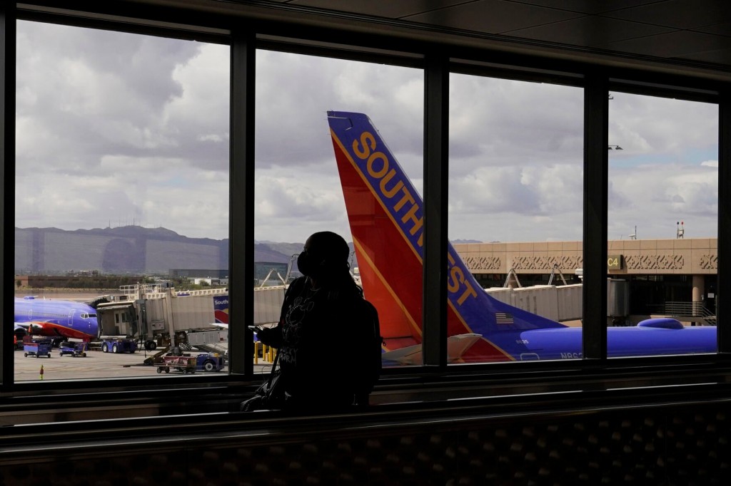 Explainer: Why Airlines Fear 5g Will Upend Travel This Week