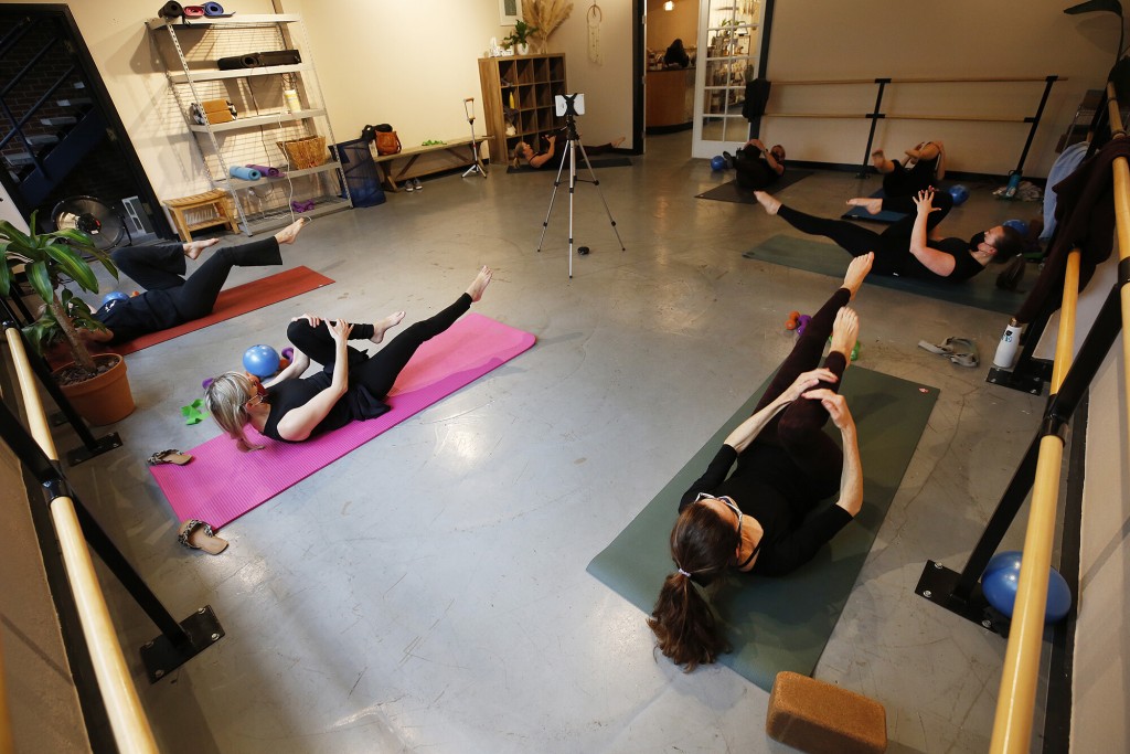 Online Fitness Training Or In Person Workouts: Which Is Better?