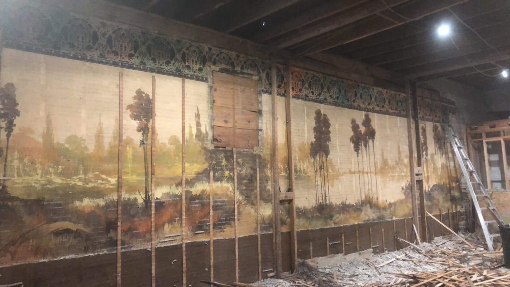 Renovation Of Century Old Washington State Building Reveals 60 Foot Long Hidden Murals