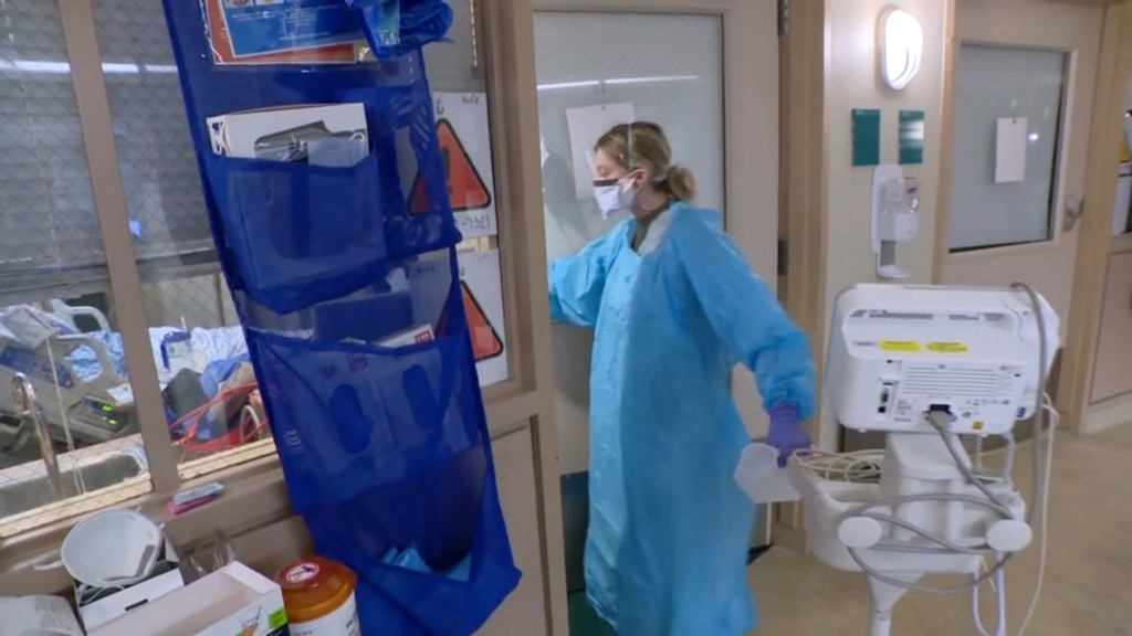 More Military Medical Personnel Are Assisting Hospitals With Covid 19 Treatment As Staff Shortages Mount