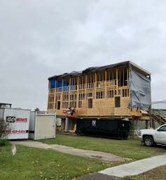 <p>This Make It Right home underwent major structural repairs in 2018. Judith Keller, <a class="license" href="http://creativecommons.org/licenses/by-sa/4.0/">CC BY-SA</a></p>