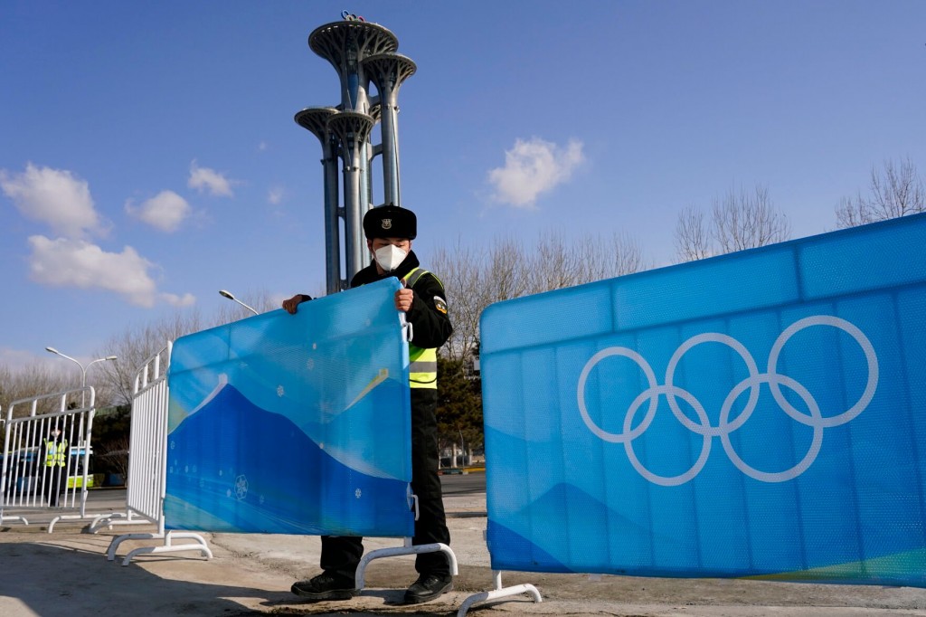 The Army’s Decision On Vax Refusers, Vaccine Facts For Kids Under 5, And A Shortened Olympic Torch Relay Begins