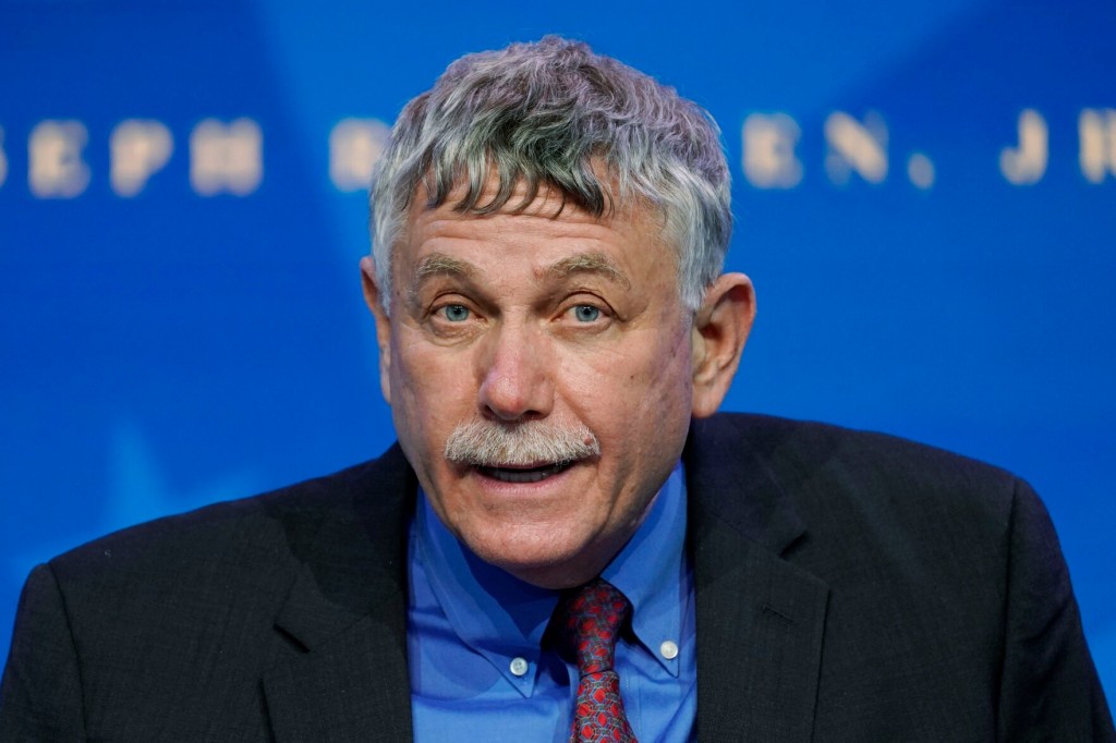 White House: Top Scientist Mistreated Staff, Apologizes