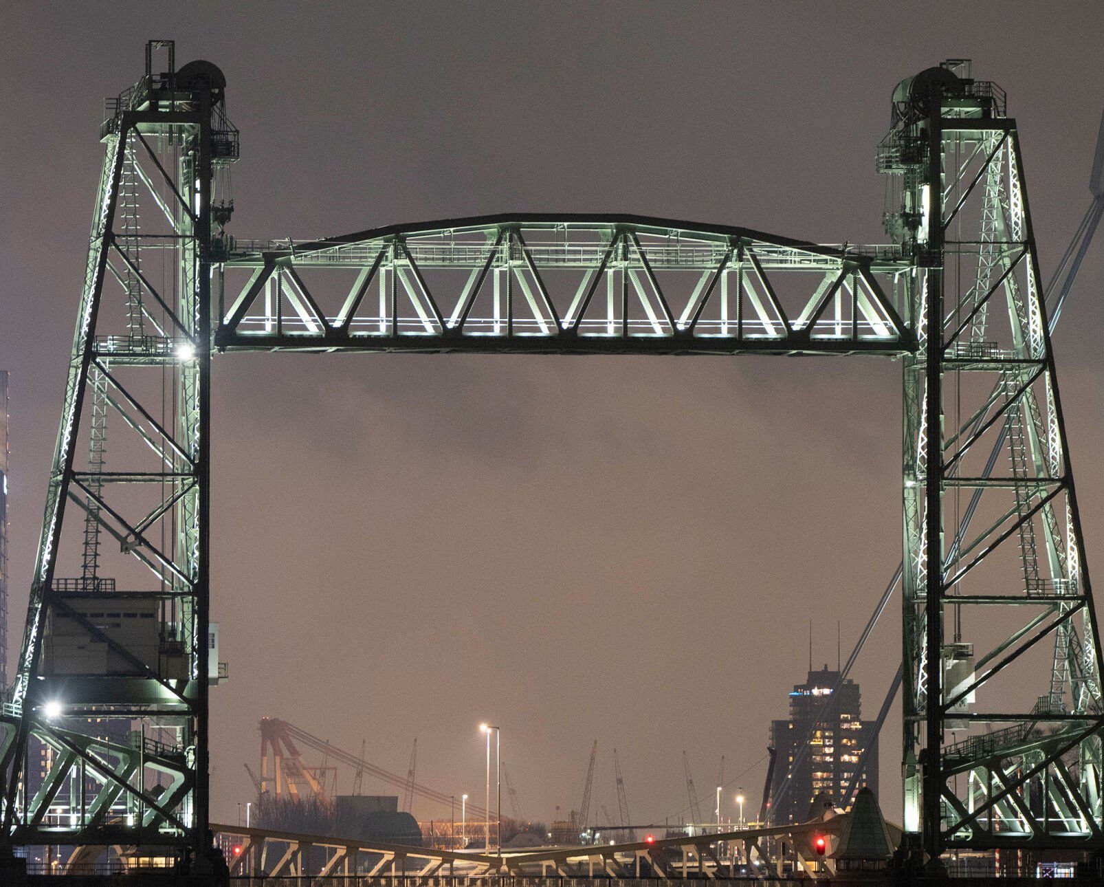 <p>View of the Koningshaven Bridge, known as De Hef (The Lift), in Rotterdam, Netherlands, on Thursday.</p>