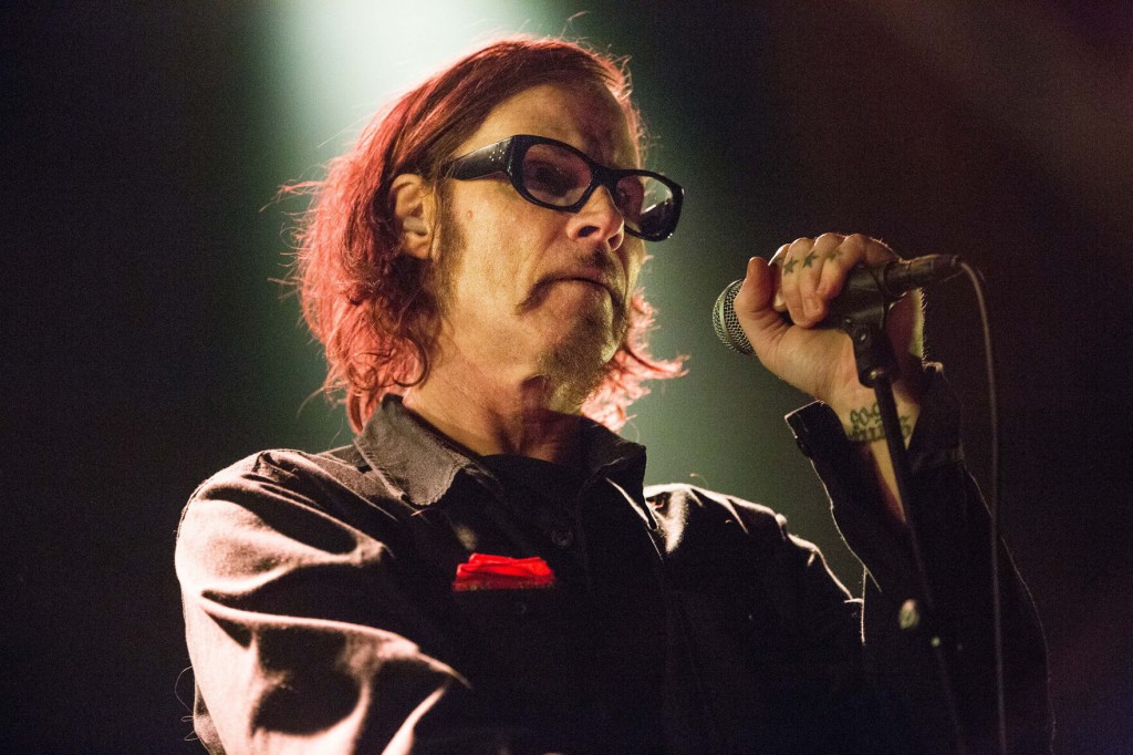 Eddie Vedder Honors Late Rock Great Mark Lanegan During Seattle Concert