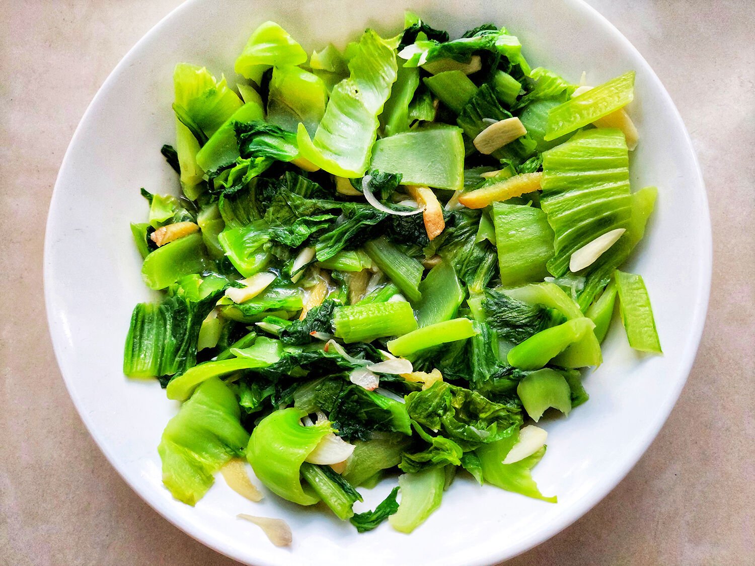 <p><span>Instead of kale, try spicy mustard greens with garlic and ginger.</span></p>