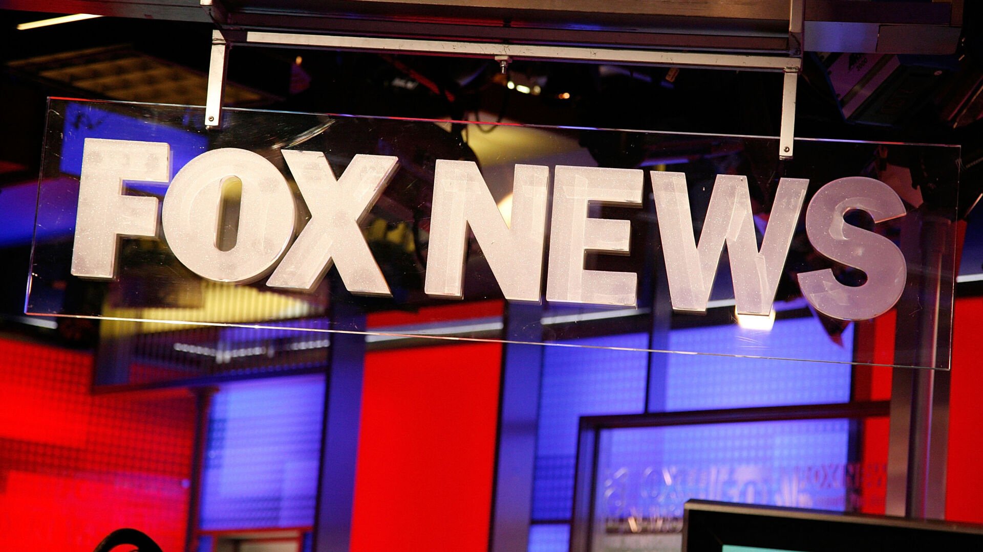 <p>Fox News correspondent Benjamin Hall, who had been deployed in recent weeks to cover the war in Ukraine, has been hospitalized after being injured while reporting near Kyiv, the network said on Monday.</p>