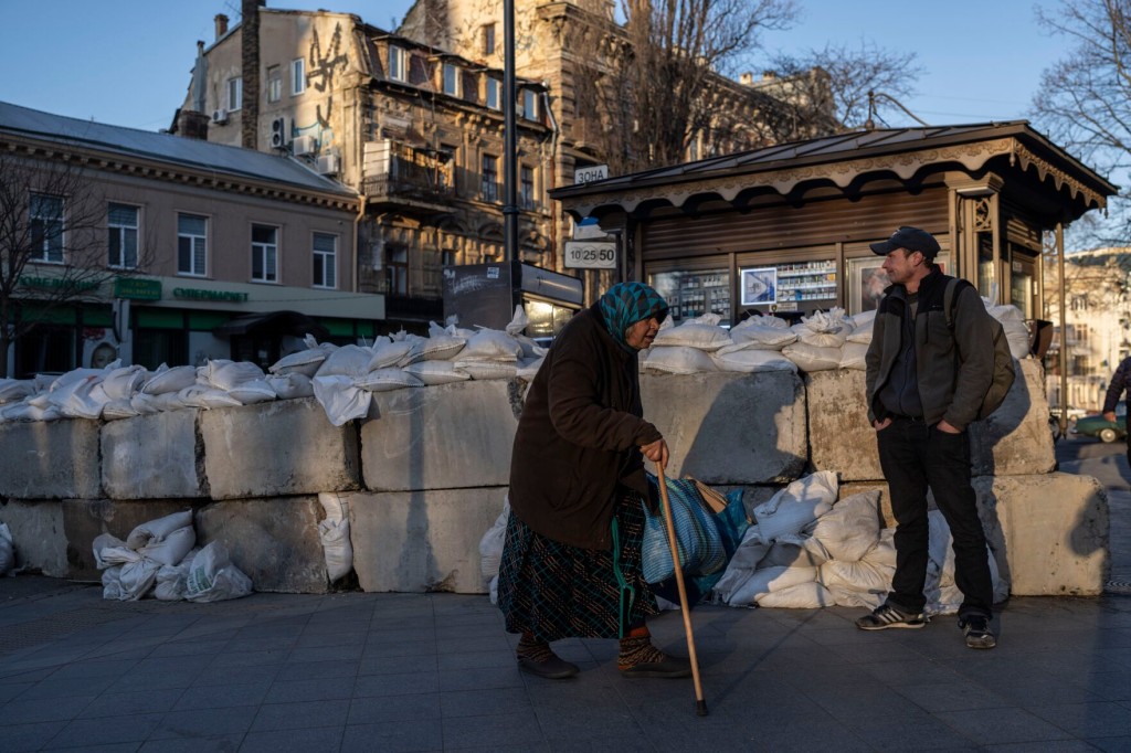 Russia’s Next Step? Ukrainians Brace For Attack On Odesa