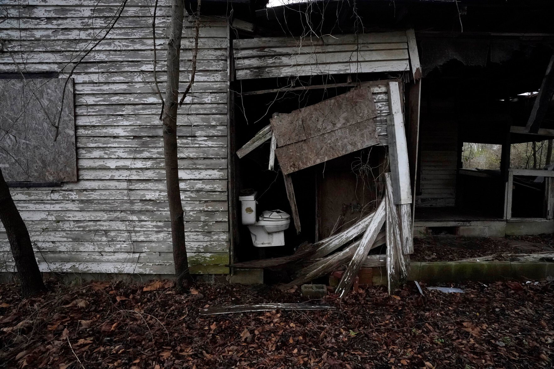 <p>An abandoned home sits near historic Freedom Hill, established by freed slaves in 1865, in Princeville, N.C., Thursday, March 10, 2022. </p>