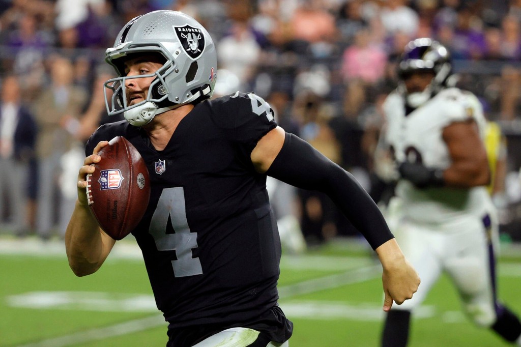 Derek Carr Joins Exclusive Nfl Club As Raiders Extend Qb’s Contract