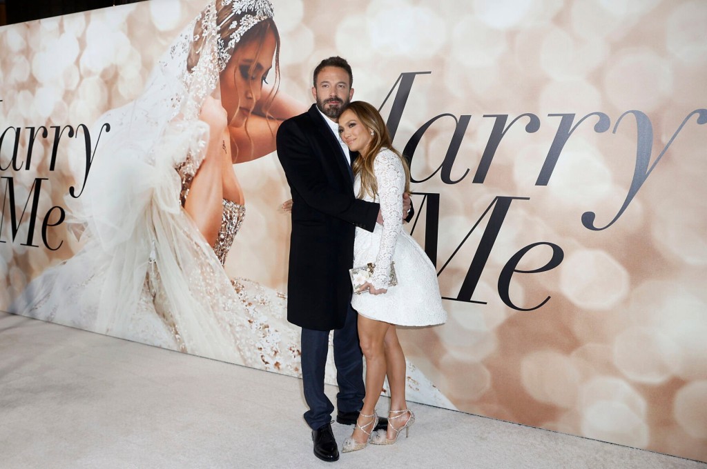 Jennifer Lopez And Ben Affleck Are Engaged Again