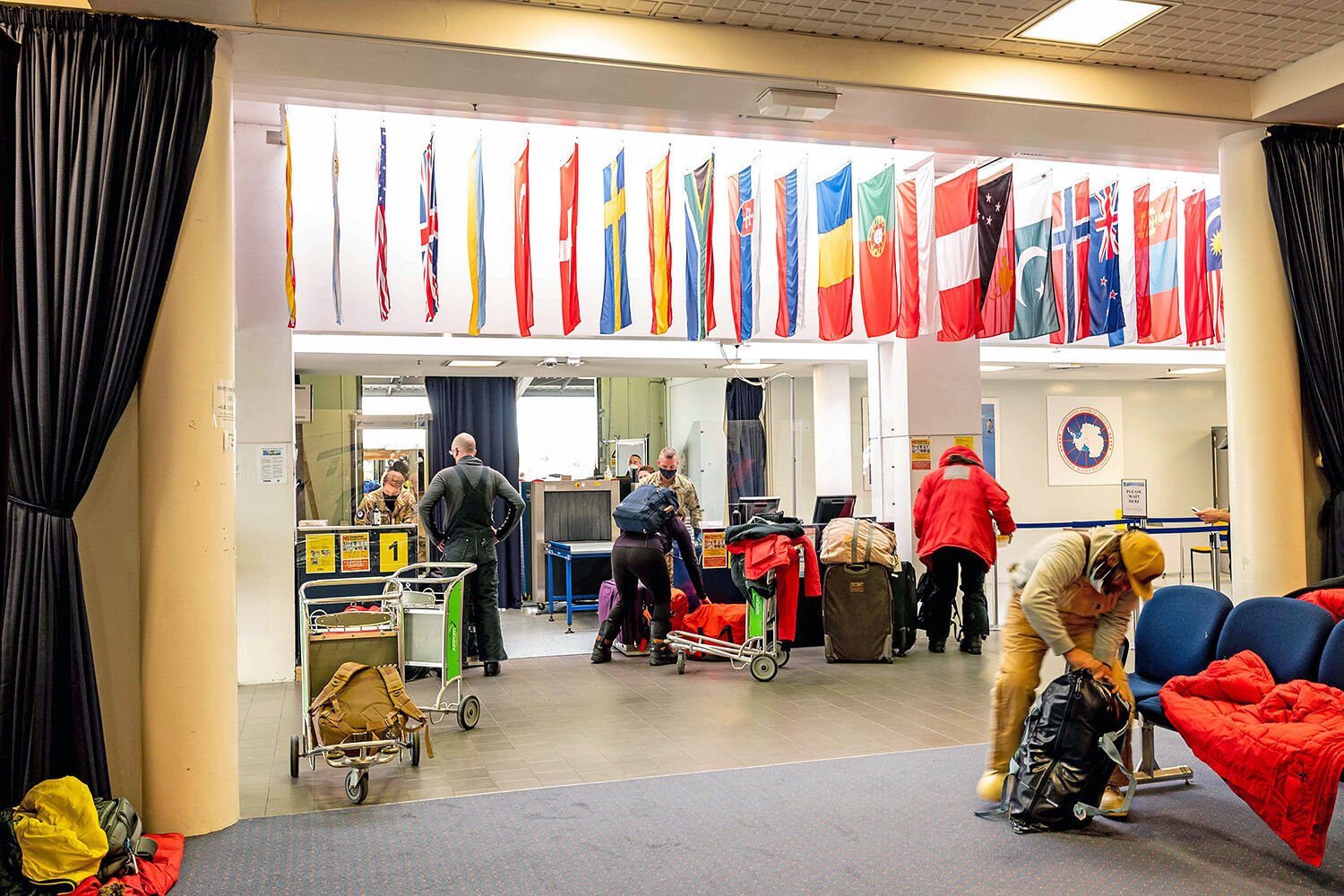 <p><span>The departure lounge and check-in is located in Christchurch, New Zealand.</span></p>