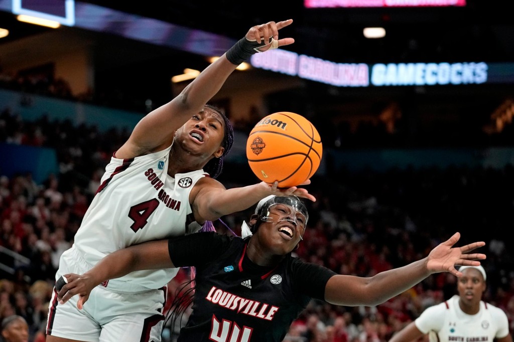 Uconn To Play South Carolina In Ncaa Women’s Basketball Championship Game
