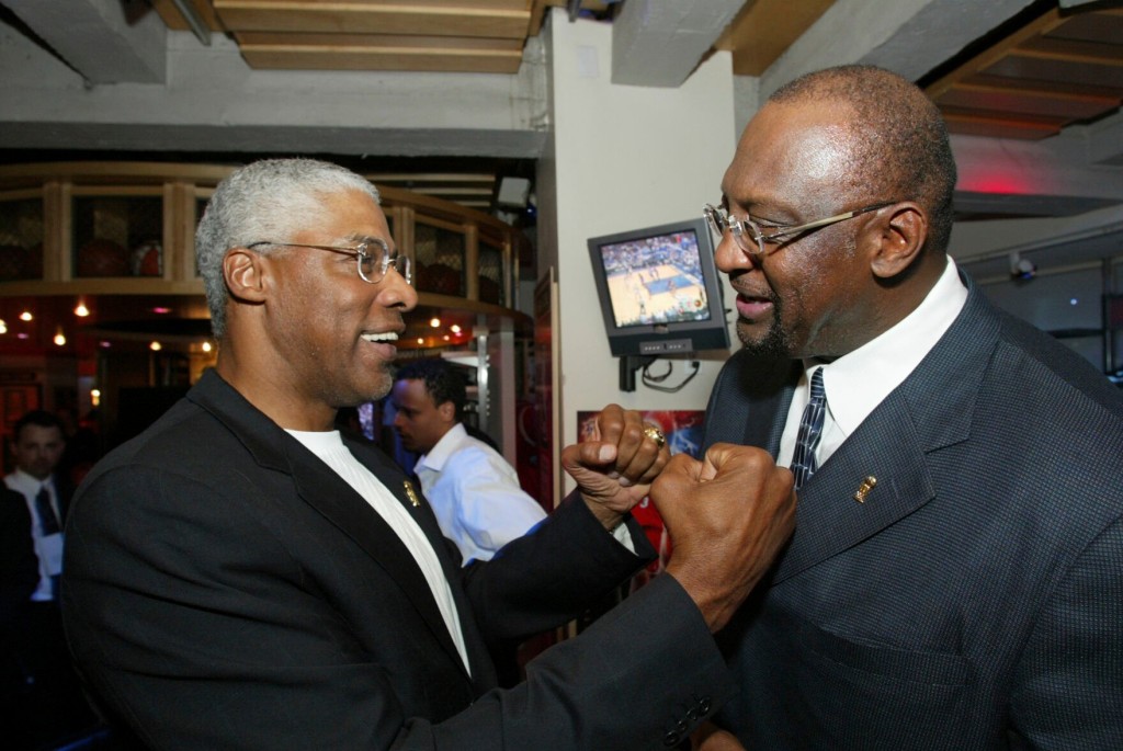 Bob Lanier, Nba Force Who Left Big Shoes To Fill, Dies At 73