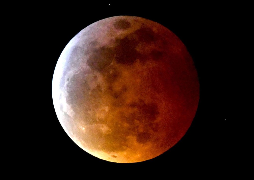 Total Lunar Eclipse Will Make Moon Look Red May 15: Here’s How To Watch