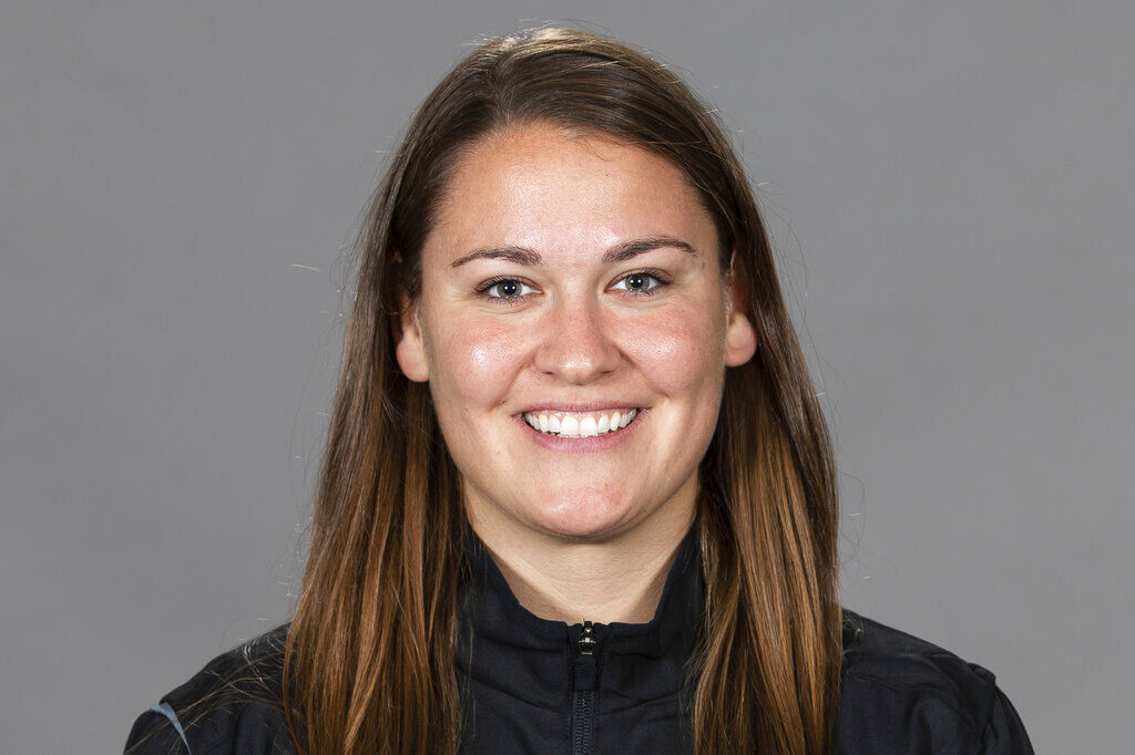 Nhl Closing In On Seeing Its First Female Coach