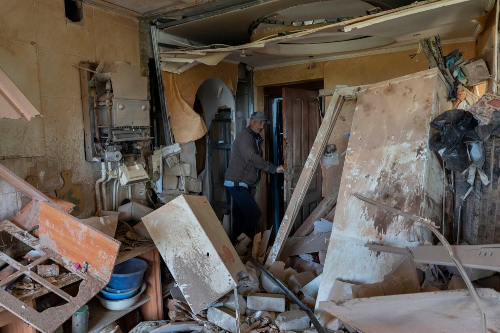 Ukraine Fears Repeat Of Mariupol Horrors In The Donbas