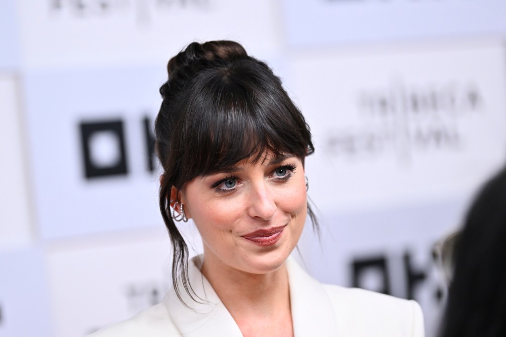 Dakota Johnson On The ‘mayhem’ Of Filming ‘fifty Shades’