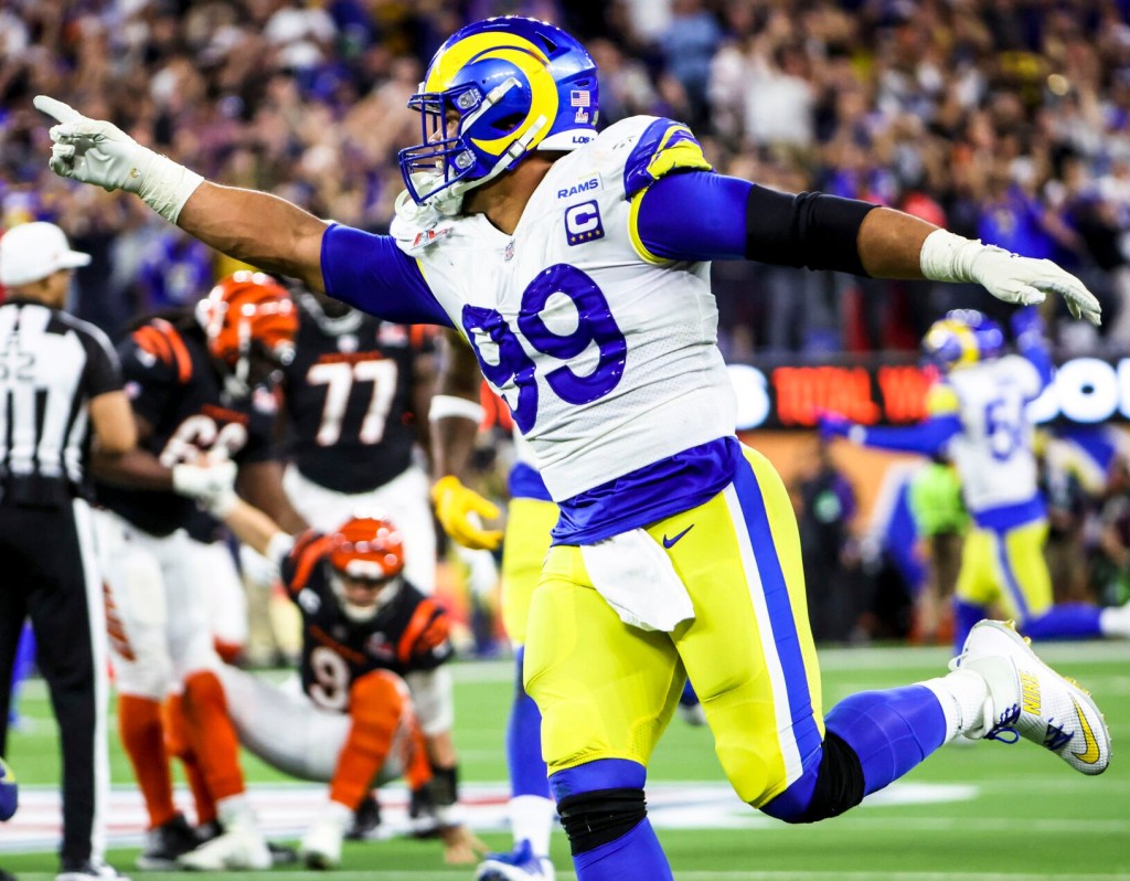 Rams, Aaron Donald Agree On Deal To Make Him Highest Paid Non Quarterback In Nfl