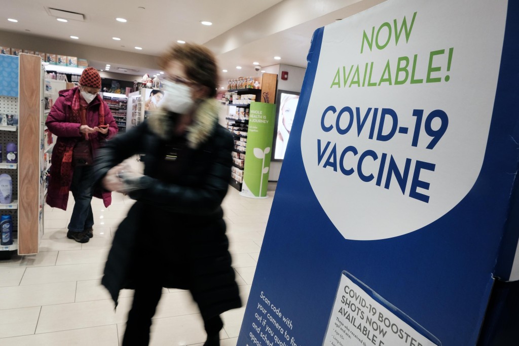 Fda Advisers Vote To Include An Omicron Specific Component For A Coronavirus Booster In The Us