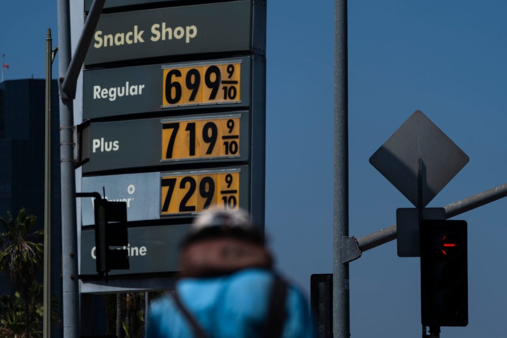 Us Average Gas Price Hits $5 For 1st Time Ever