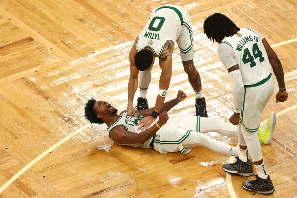 Celtics Shut Down Golden State, 116 100, For 2 1 Finals Lead