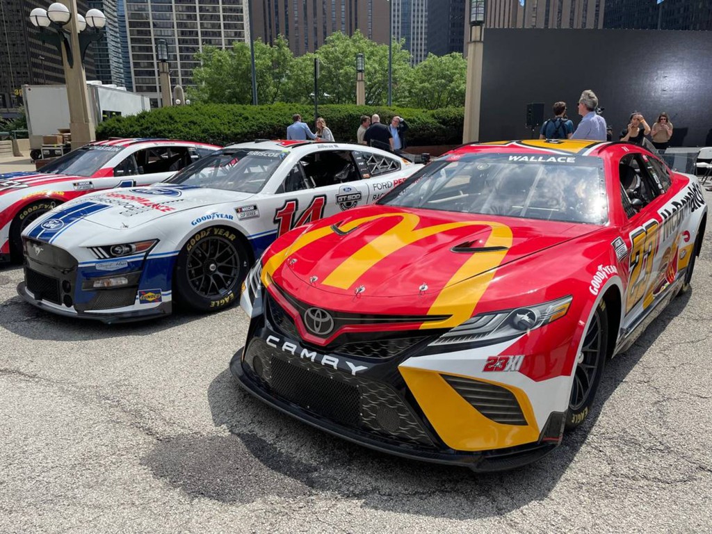 Nascar To Race On Lake Shore Drive And Michigan Avenue In Chicago In 2023