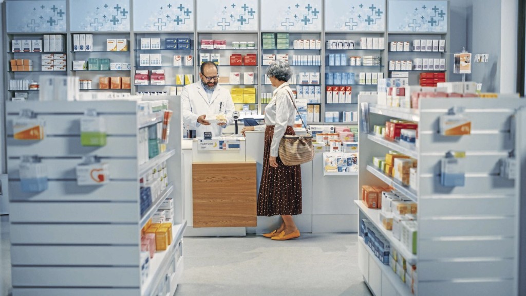 How You Can Save Money With Drugstore Loyalty Programs