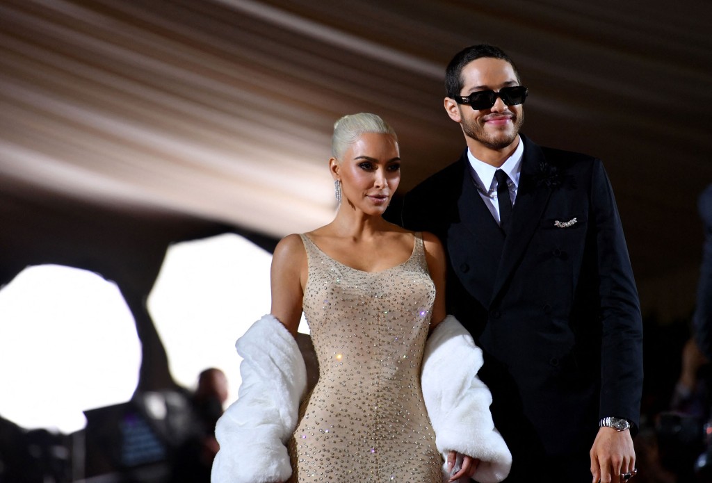 ‘the Kardashians’ Season 2 Gets Pete Davidson And A Premiere Date