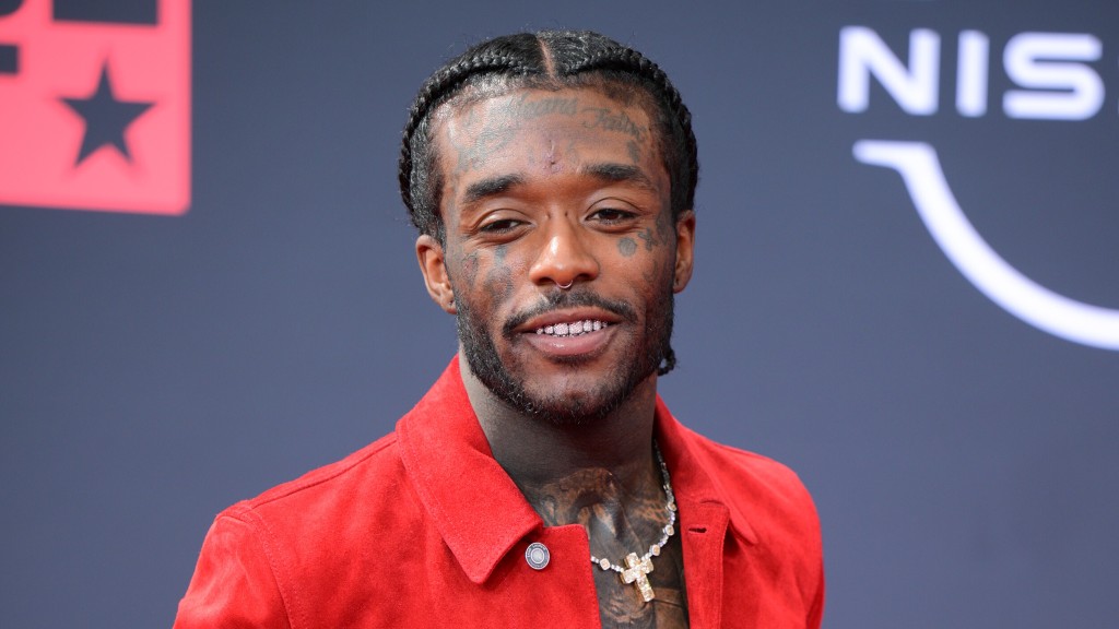 Lil Uzi Vert Changes Pronouns On Instagram