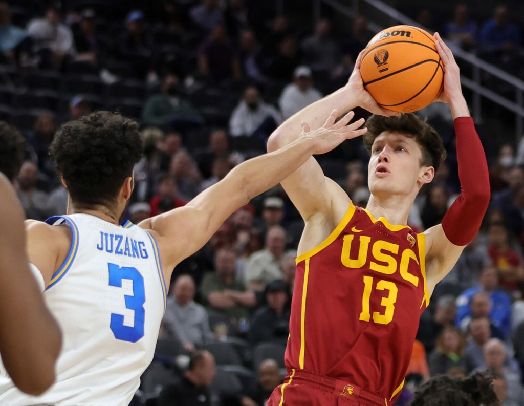 How Much Money Waits For Ucla And Usc In The Big Ten Conference?