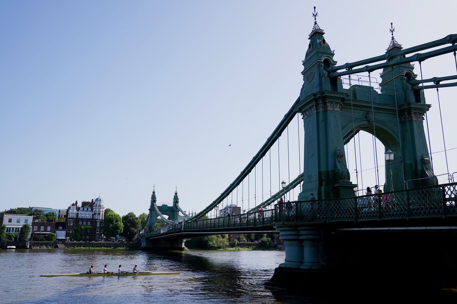 <p><span>The Hammersmith Bridge in London, built in 1887, was closed to all users in August 2020 due to cracks in the pedestals after a heat wave.</span></p>