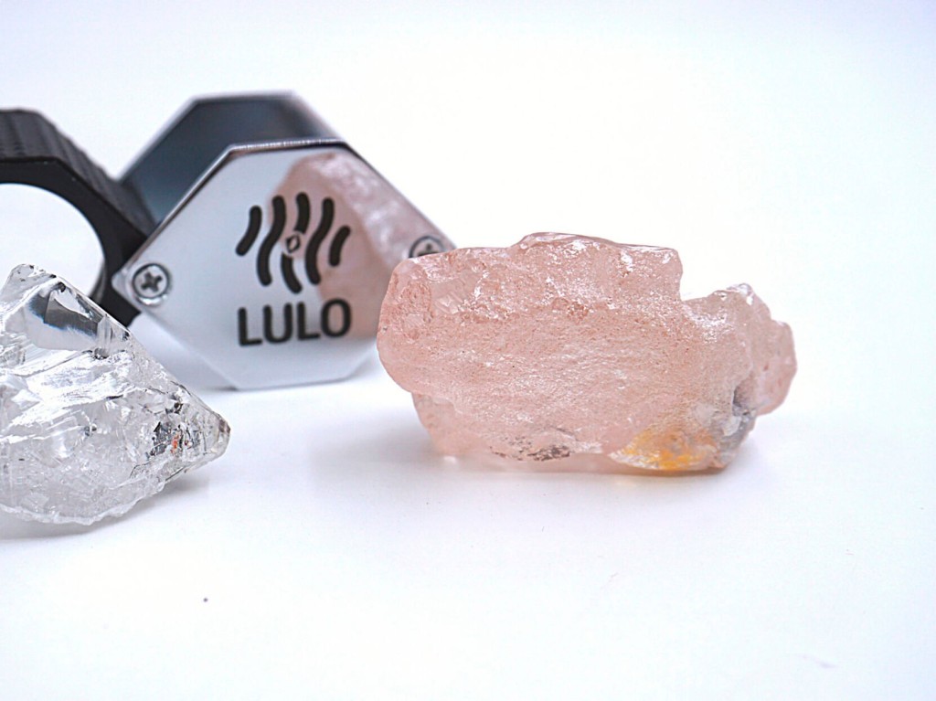Big Pink Diamond Discovered In Angola, Largest In 300 Years