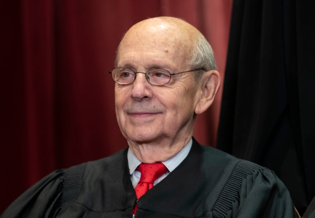 Retired Justice Stephen Breyer Joins Harvard Law Faculty