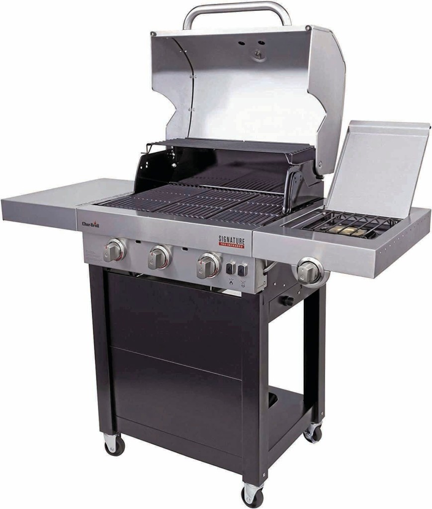 3 Of The Best Gas Grills To Put In Your Backyard
