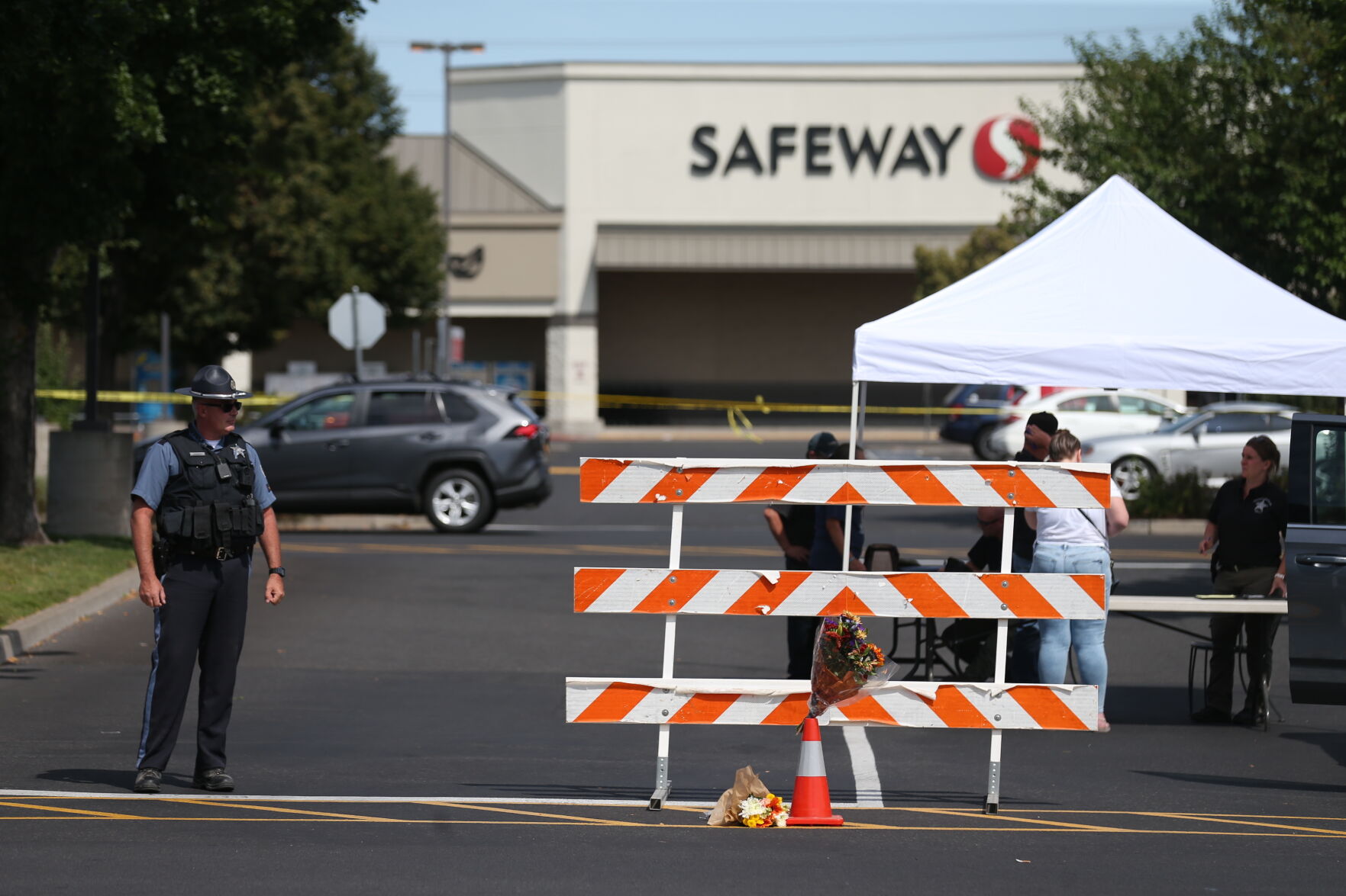 <p>The Forum Shopping Center in Bend, Ore. remained closed Monday, Aug. 29, 2022 as police investigated a shooting at the Safeway there that left two people and the suspected gunman dead Sunday night.</p>