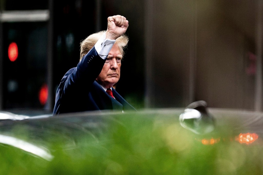 Trump Says He Took The Fifth Amendment In Ny Investigation