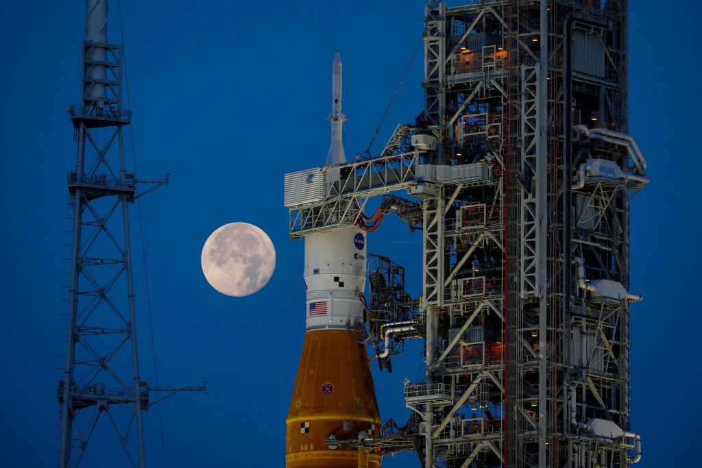 Artemis Launch Could Help Nasa Secure Early Lead In Moon Race With China