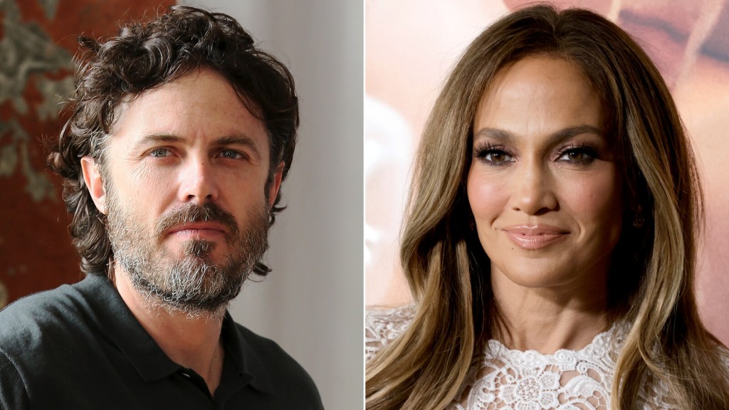 Casey Affleck Welcomes Jennifer Lopez To The Family