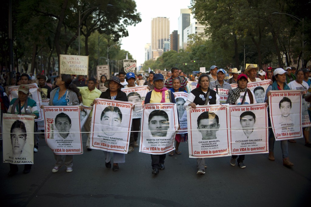 Mexican Court Issues 83 Arrest Warrants Related To The Disappearance Of 43 Students